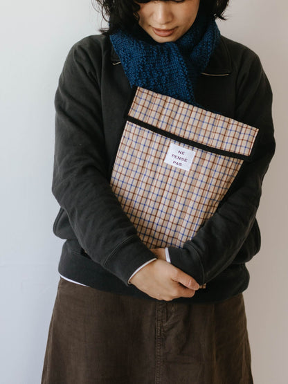 ne pense pas キルティングチェックPCケース