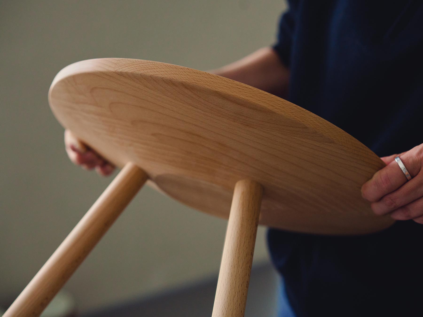 オーダー　3本足のスツール　3点 3legs stool（3本脚スツール）｜家具｜オルネ ド フォイユ公式
