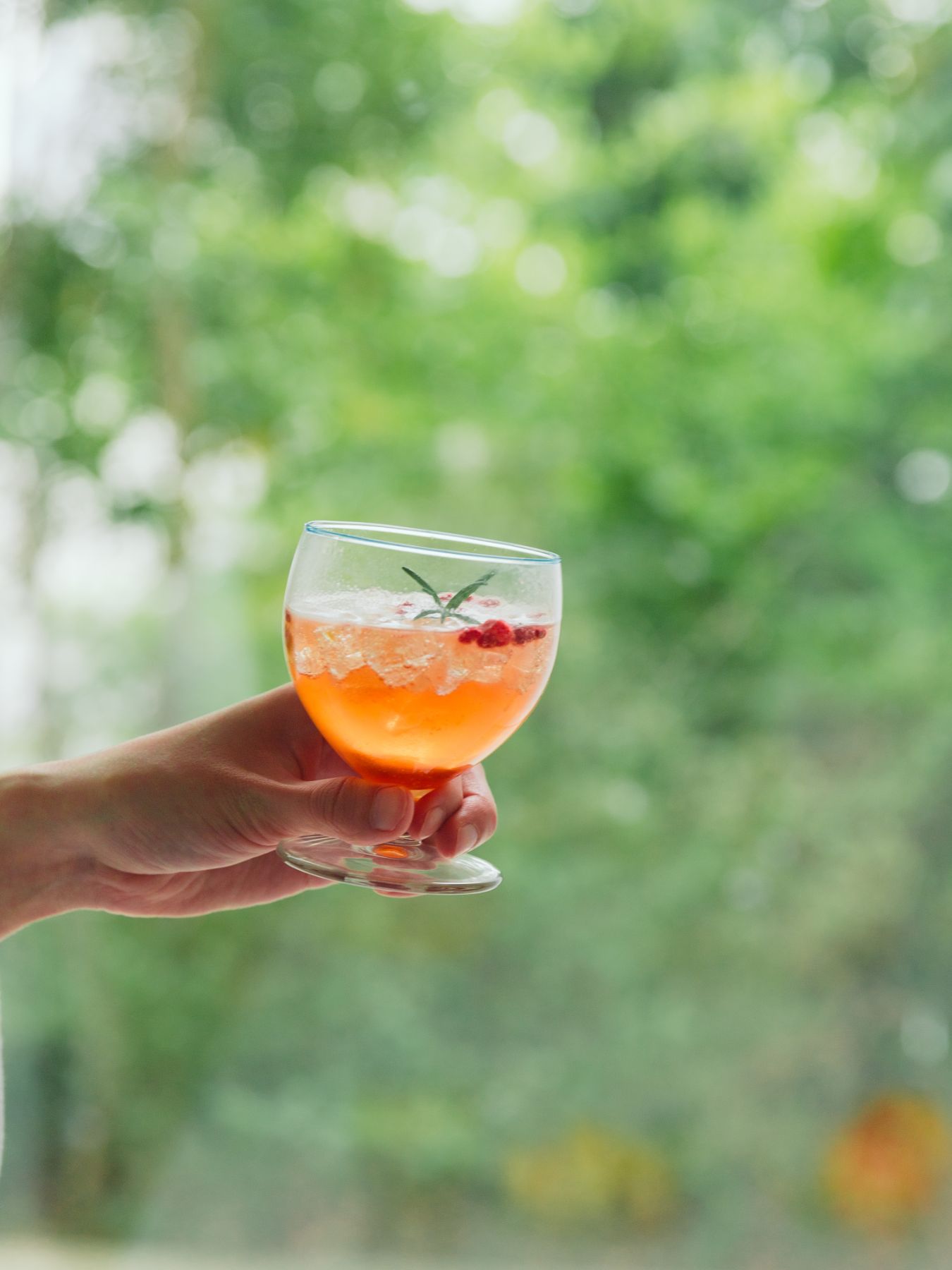 bitte Glass／Low（脚付グラス）｜カップ・グラス｜オルネ ド フォイユ