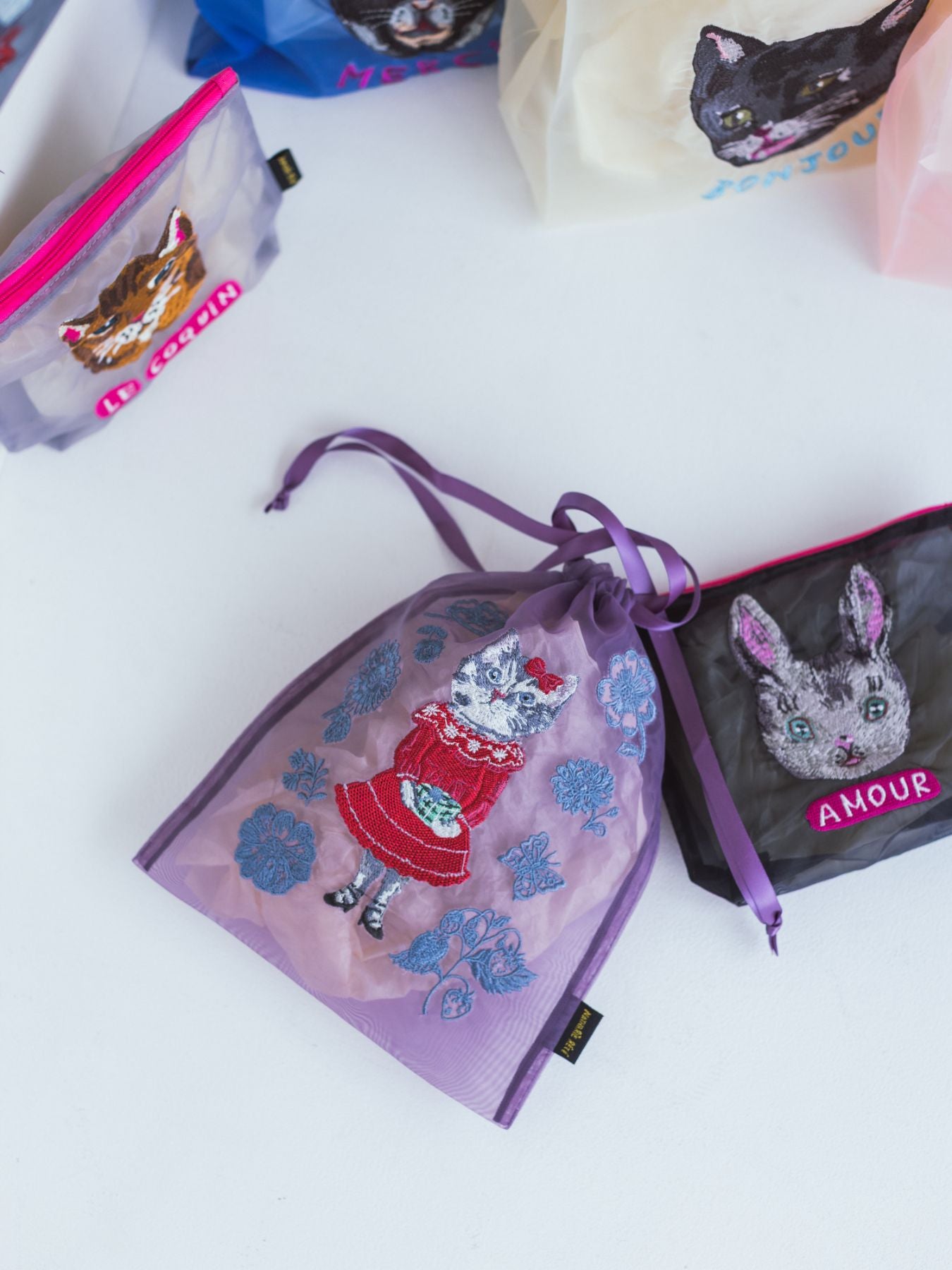 Nathalie Lete／Organdy Drawstring pouch（巾着刺繍ポーチ）｜ポーチ