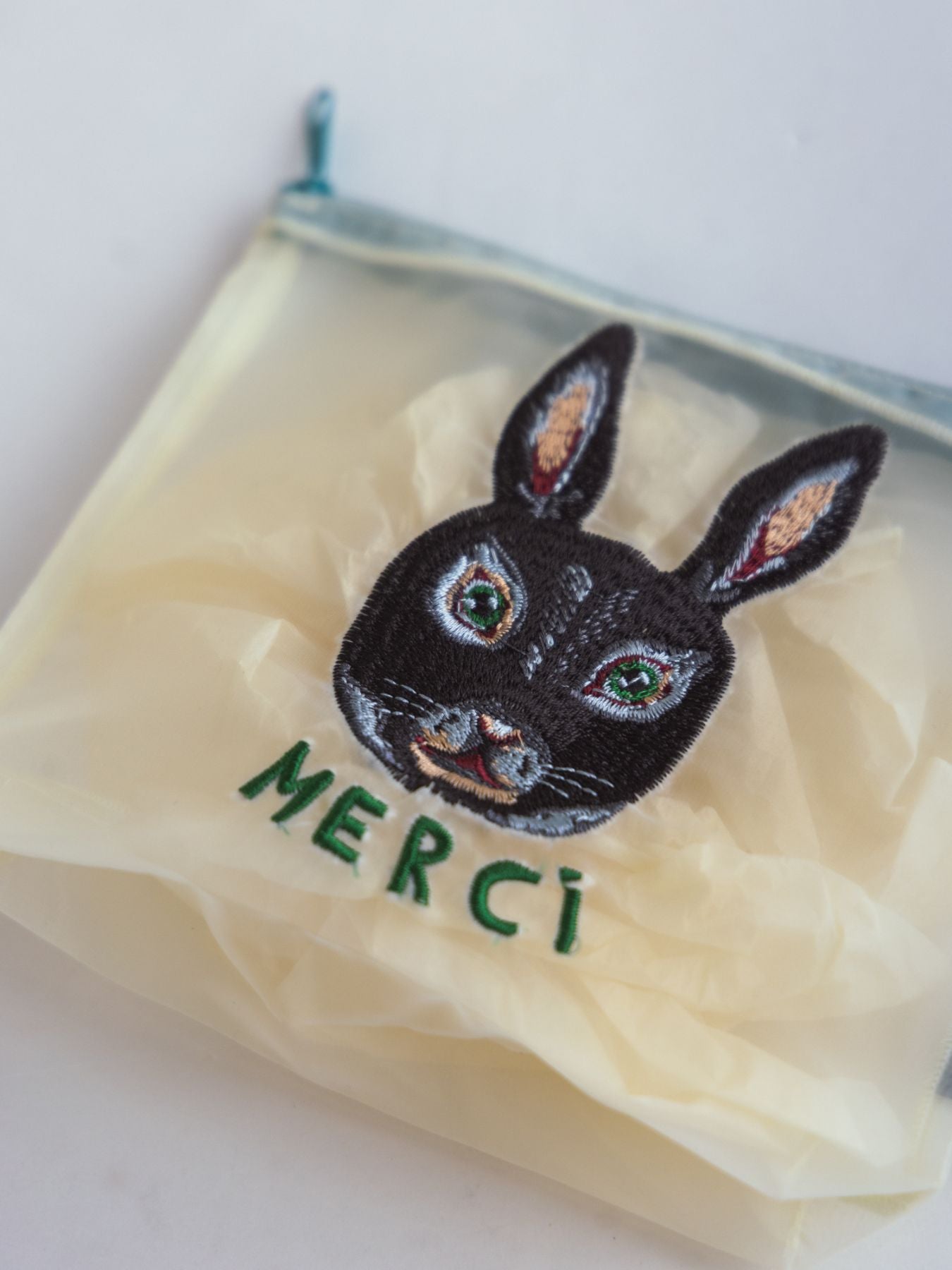 Nathalie Lete／Organdy pouch（刺繍ポーチ）｜ポーチ｜オルネ ド