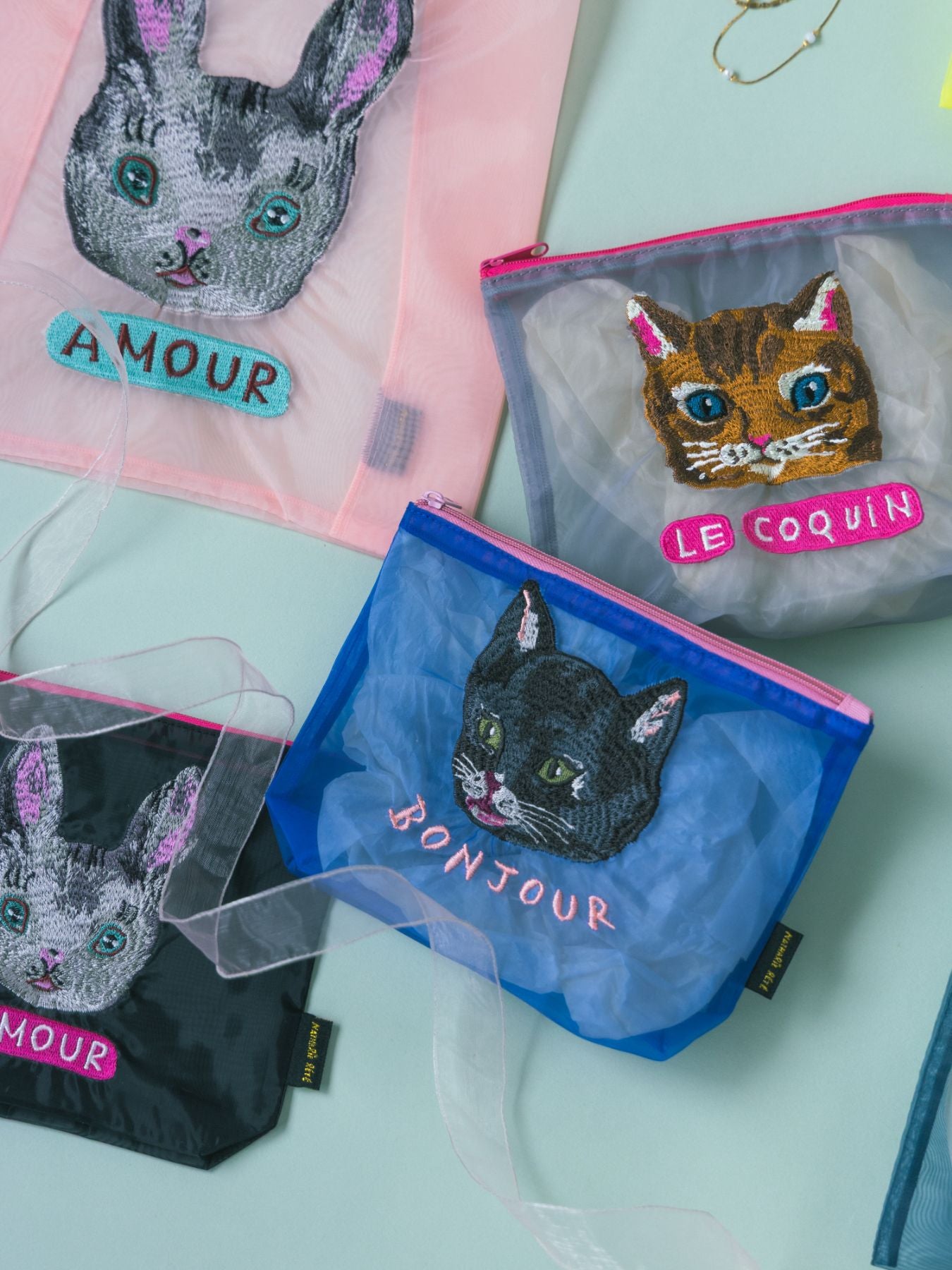 Nathalie Lete／Organdy pouch（刺繍ポーチ）｜ポーチ｜オルネ ド