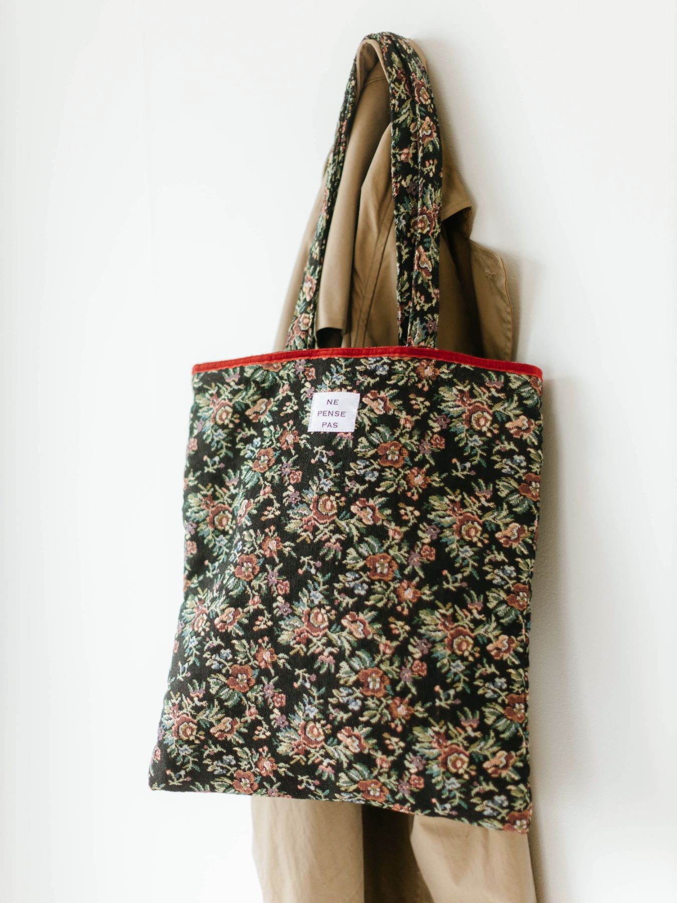 ne pense pas ゴブランバッグ