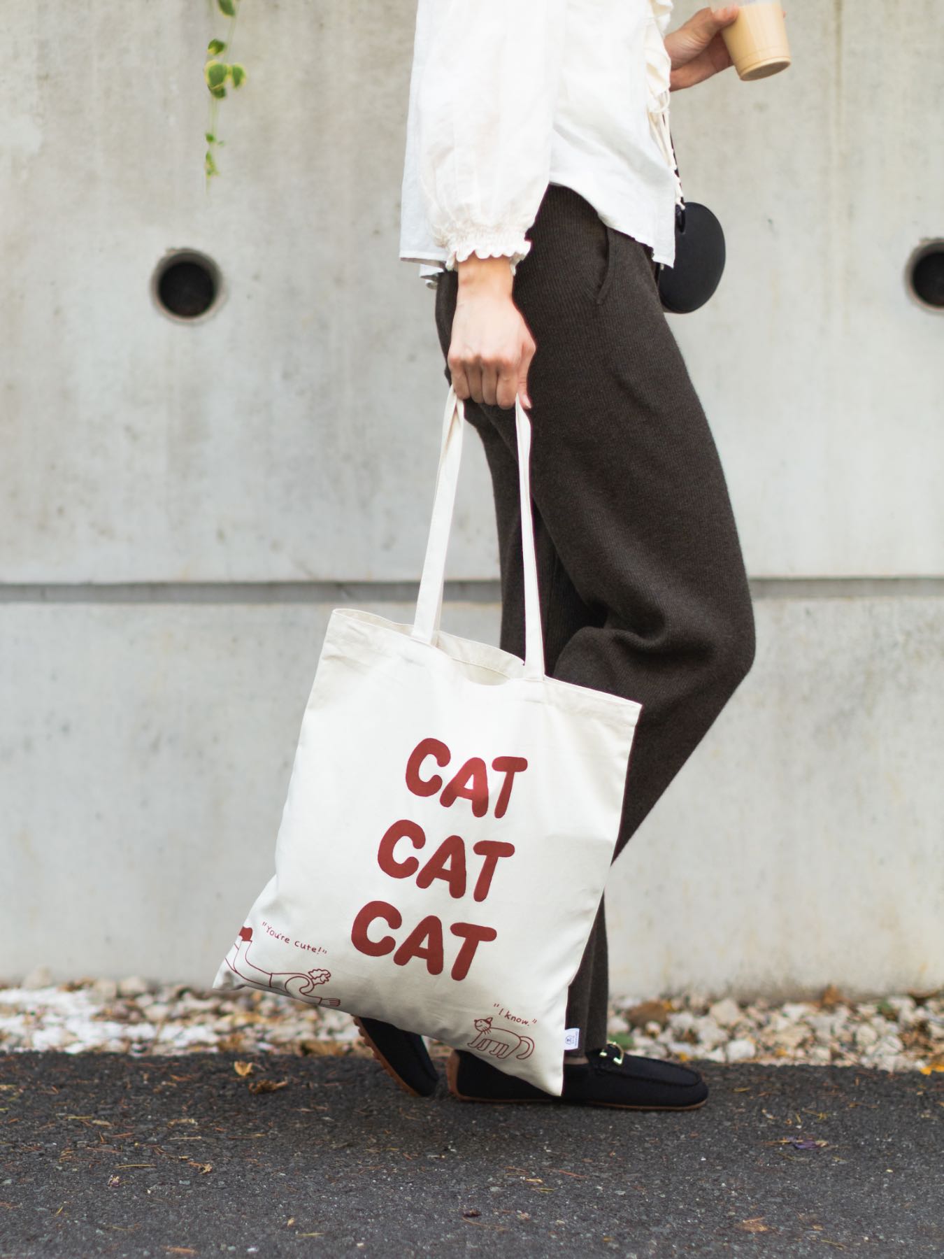 STOMACHACHE. × Orneko トートバッグ