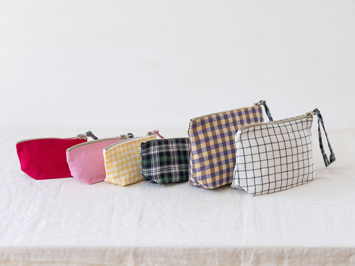 fog linen work × Orné de Feuilles ポーチ 2026