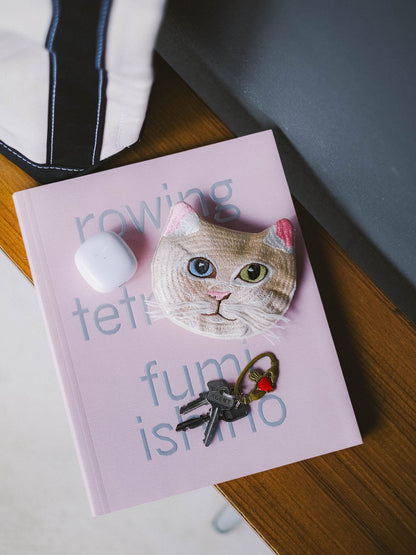 小菅くみ × Orneko 刺繍ポーチ