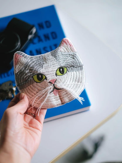 小菅くみ × Orneko 刺繍ポーチ