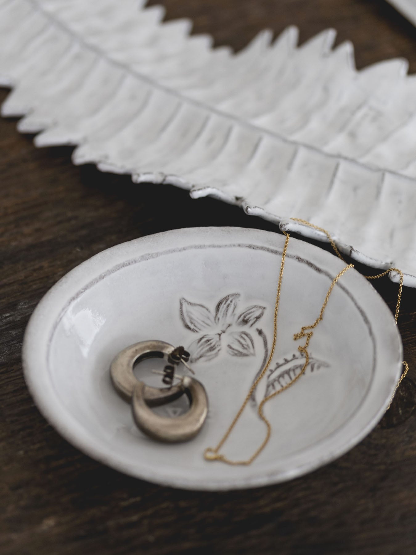 Astier de Villatte プレート／Fleurs｜皿・器｜オルネ ド フォイユ