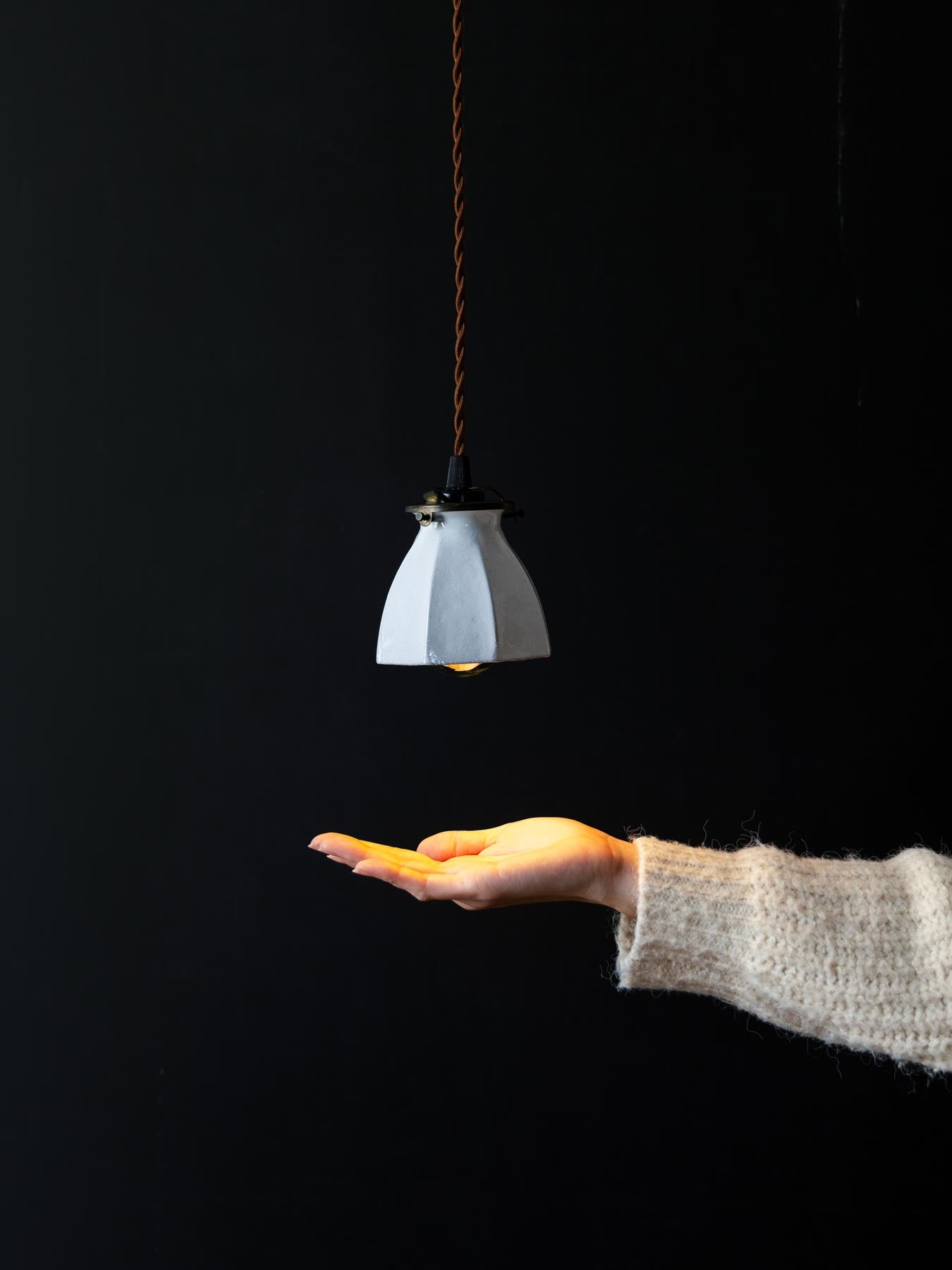 Astier de Villatte Revolution ペンダントランプ｜ペンダントランプ