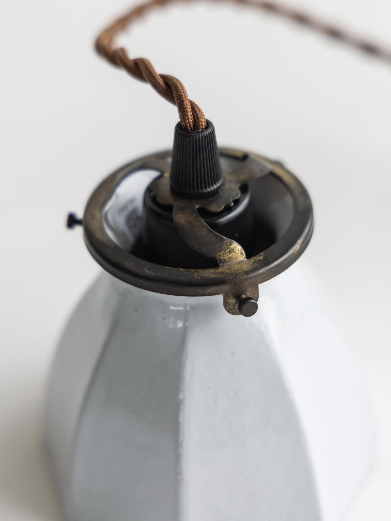 アンティーク加工を施した灯具