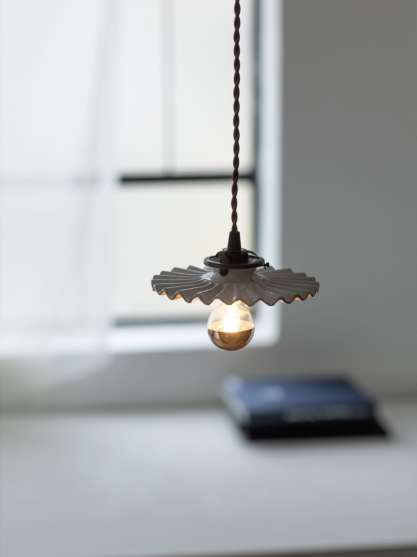 Astier de Villatte ペンダントランプ／Tutu｜ペンダントランプ