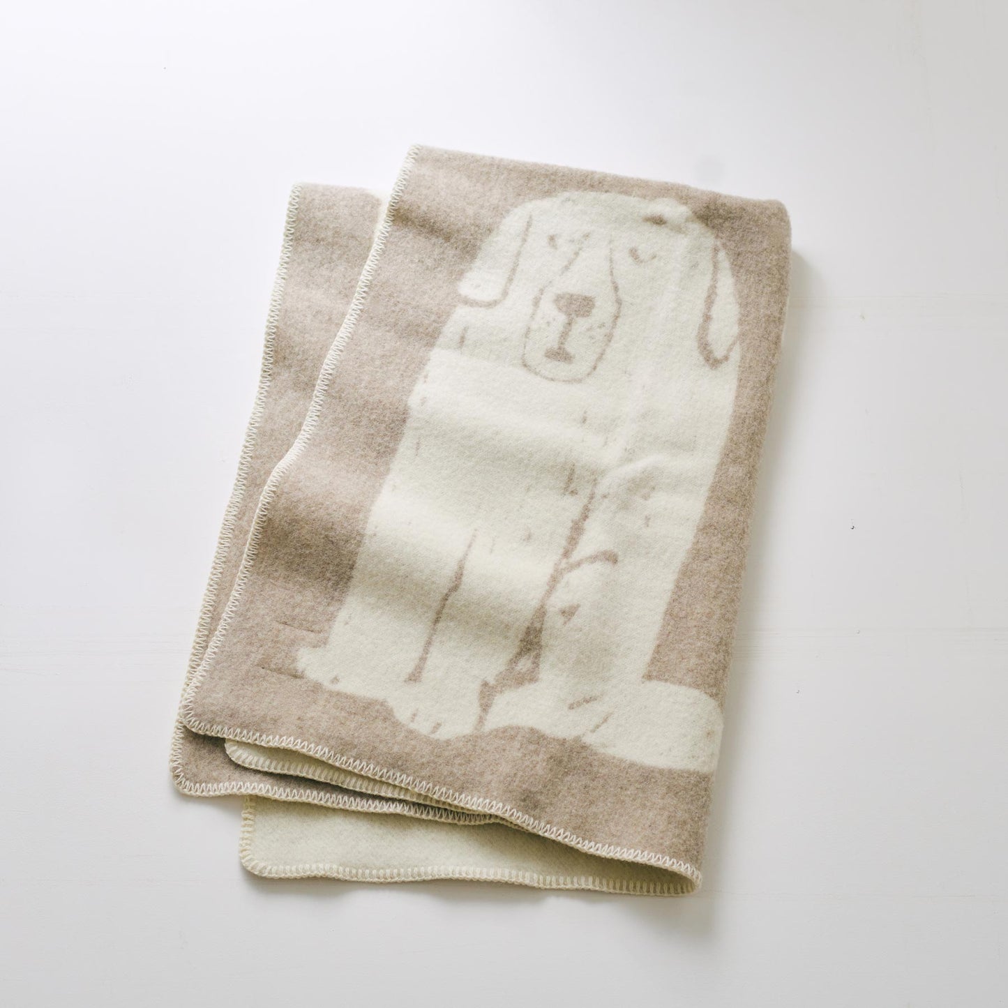 ベージュ×ホワイト