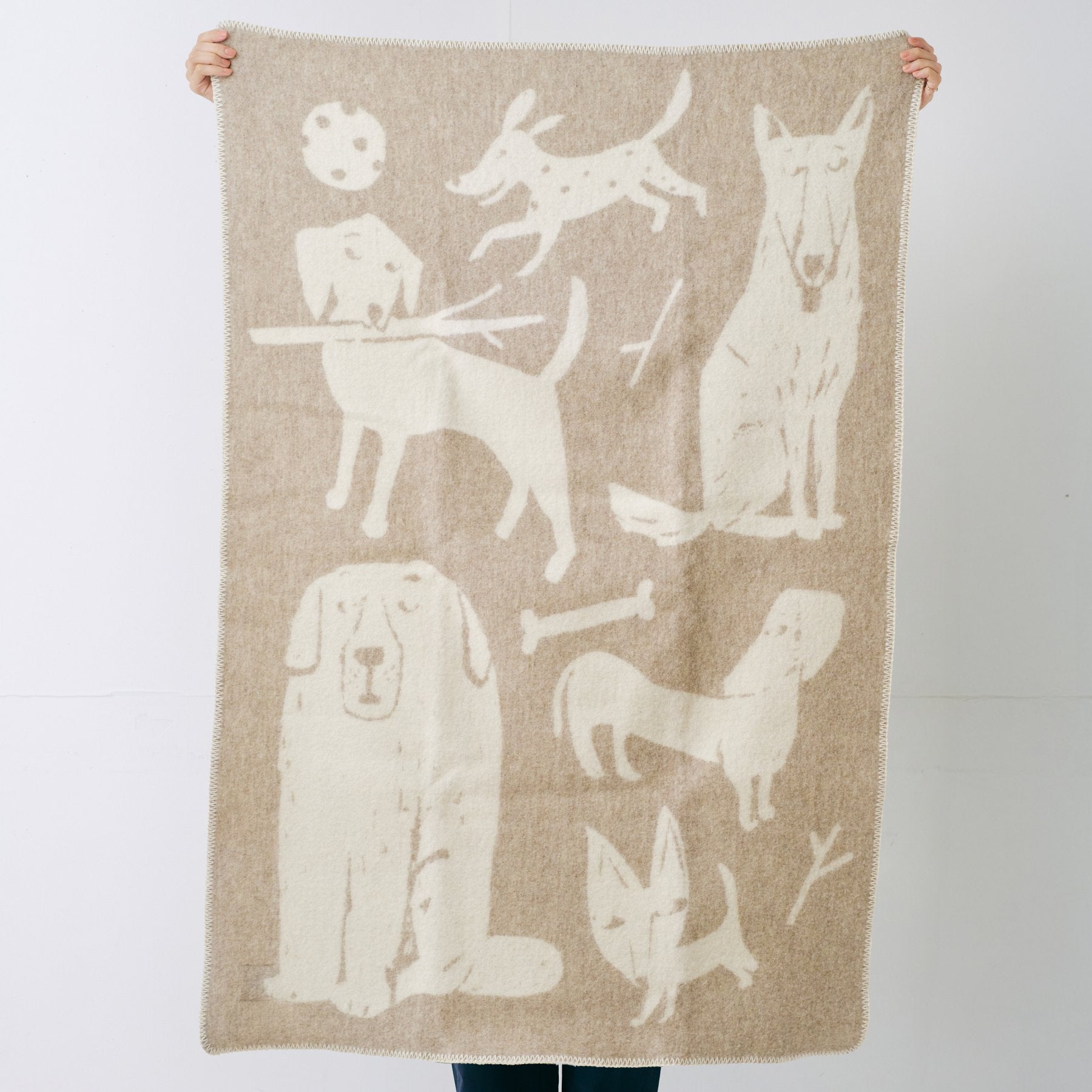 ベージュ×ホワイト