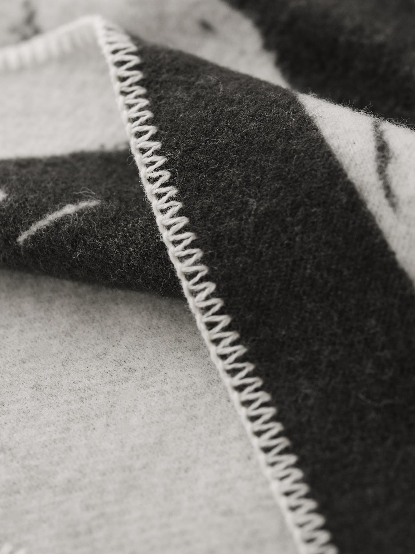 LAPUAN KANKURIT ウールブランケット KOIRAPUISTO（ドッグ）