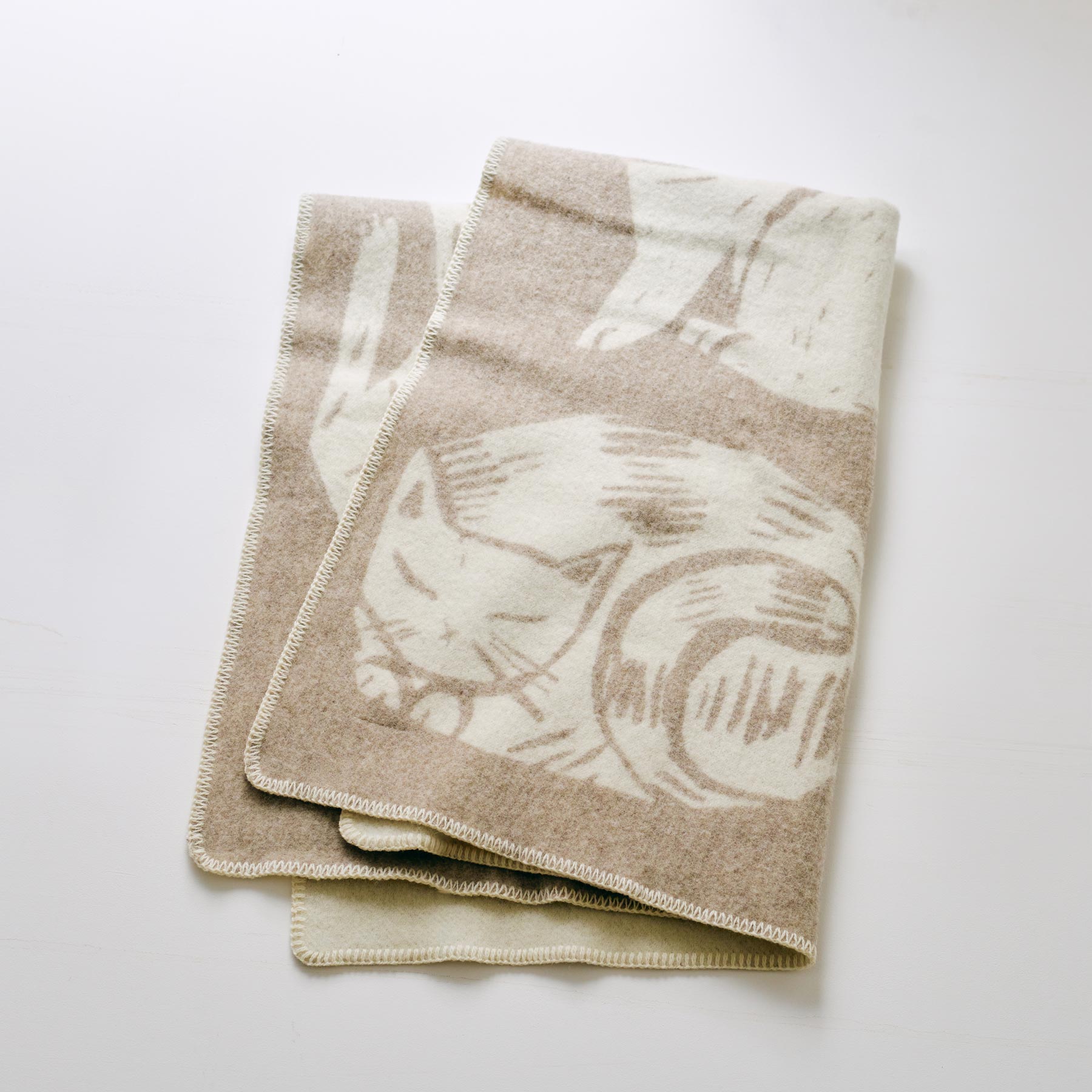 ベージュ×ホワイト