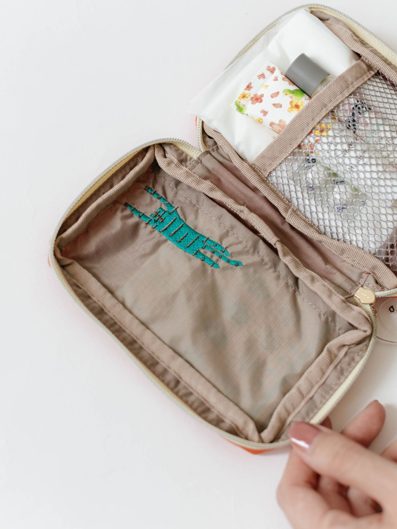 kusetsuyo くせ強 シリーズ（ポーチ）