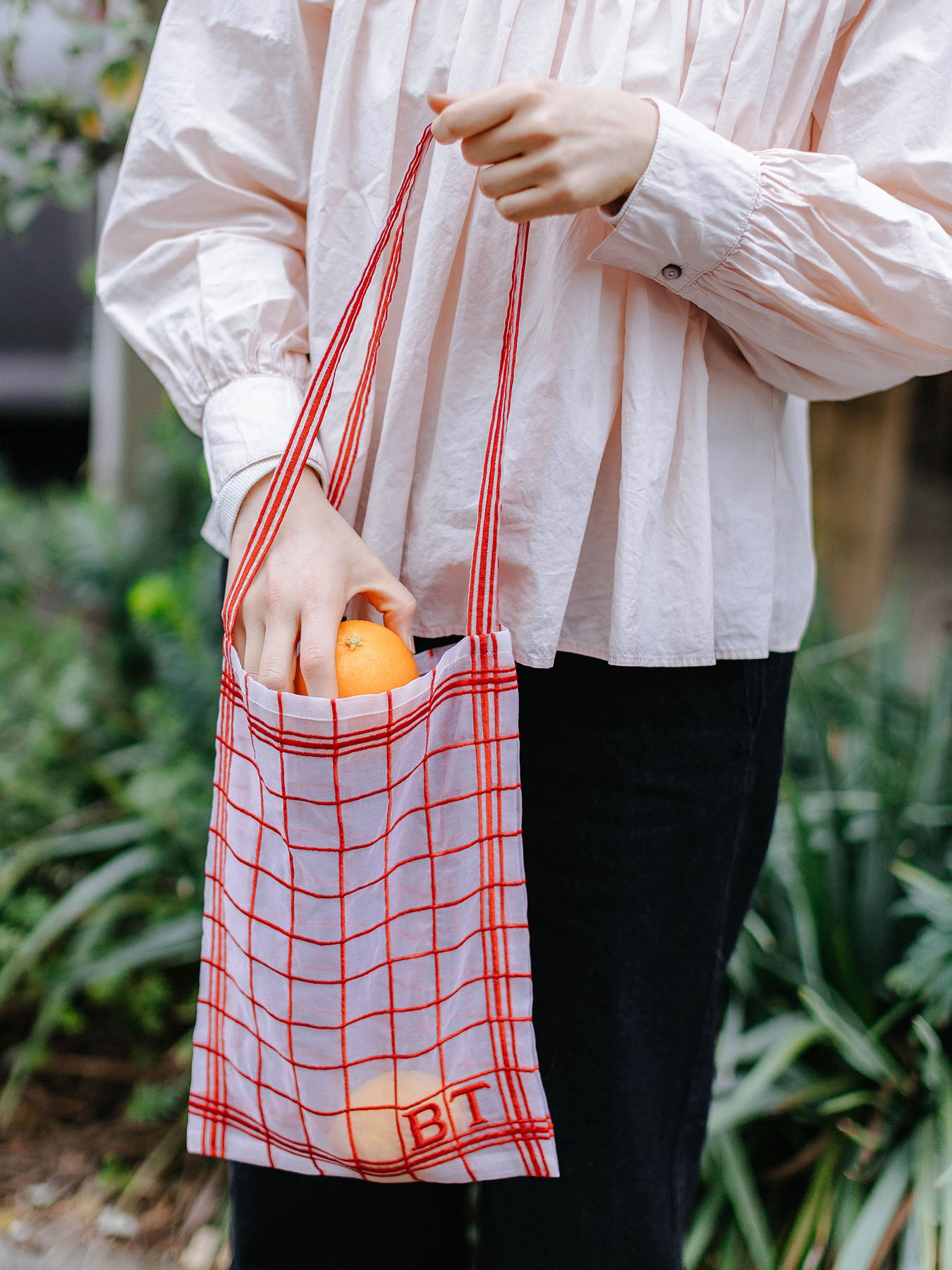 Brigitte Tanaka バッグ／Sac Torchon Petit Rouge｜バッグ｜オルネ ド
