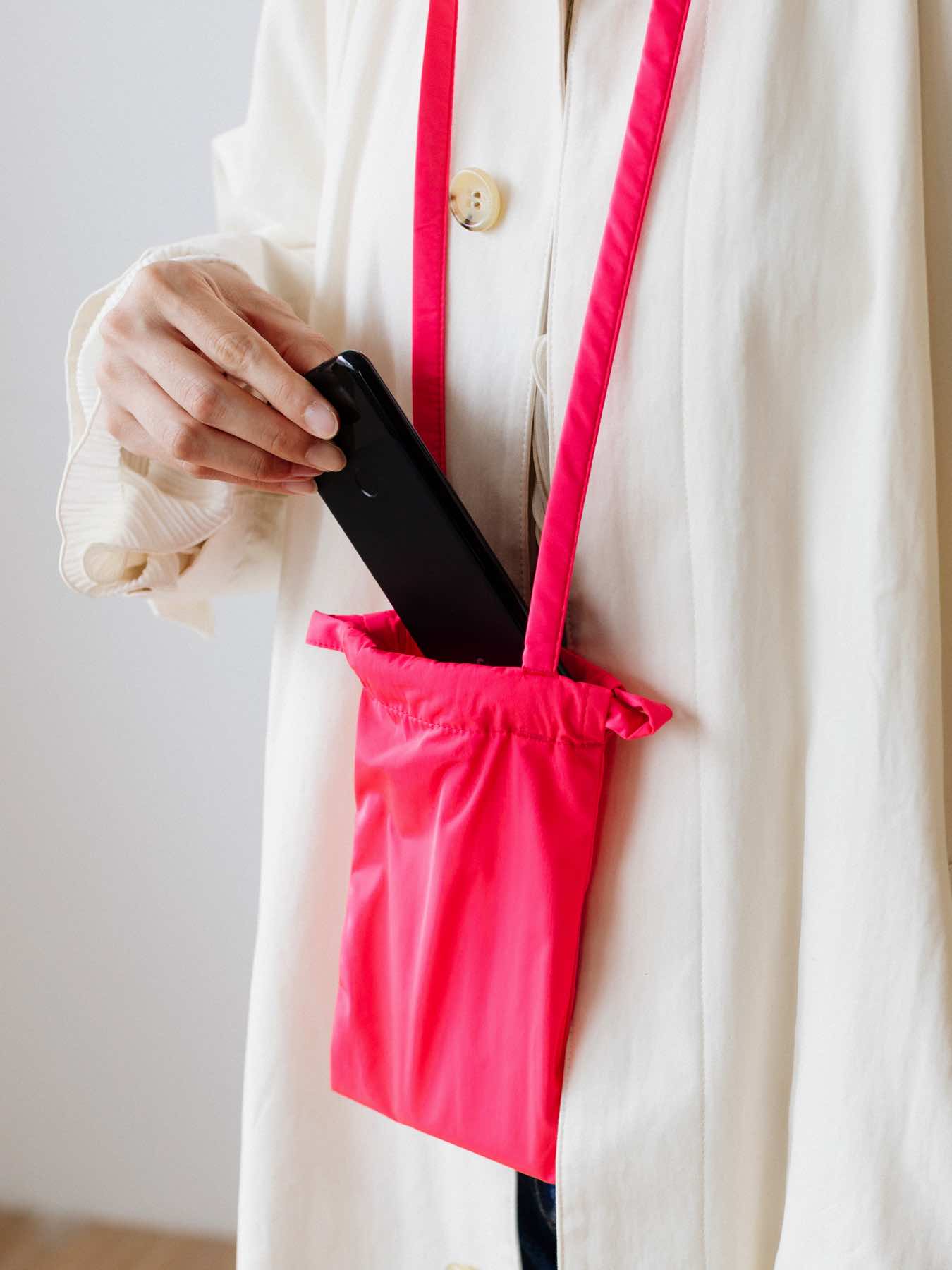 formuniform／Drawstring Bag for iPhone + strap（iPhoneケース）