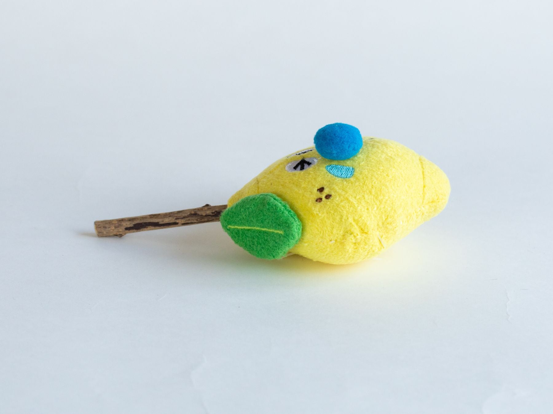 ZEZE TOY（猫のおもちゃ）｜オルネコ（おもちゃ）｜オルネ ド フォイユ