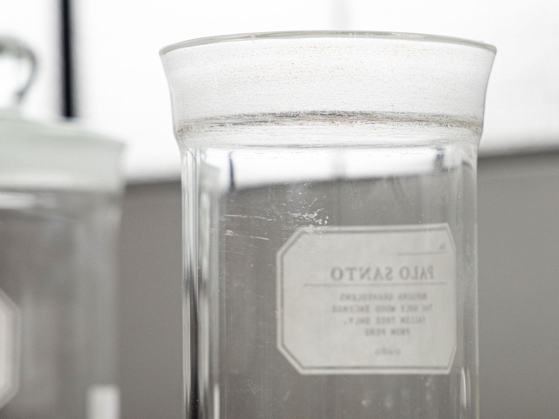 ガラスの中の汚れや異物の例