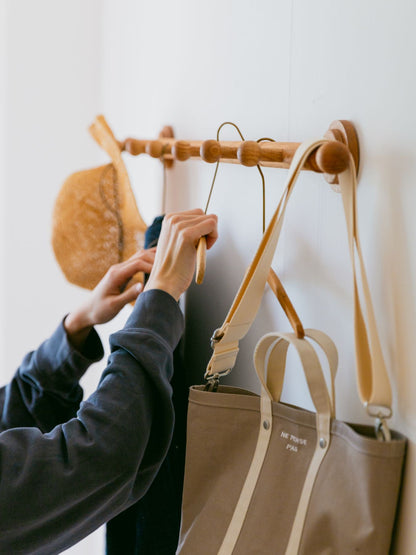 オリジナル・壁掛けコートラック／6フック