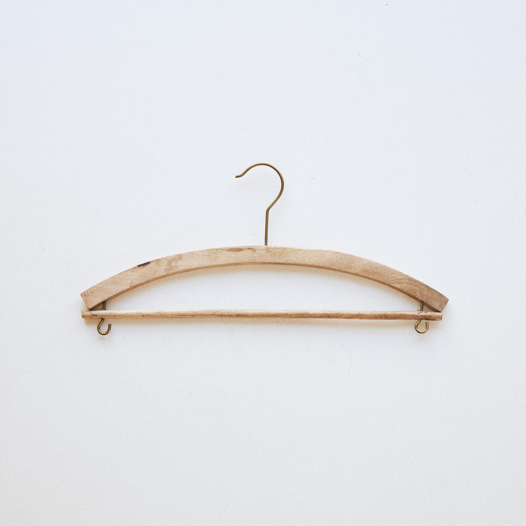 fog linen work ウッドハンガー｜インテリアパーツ｜オルネ ド