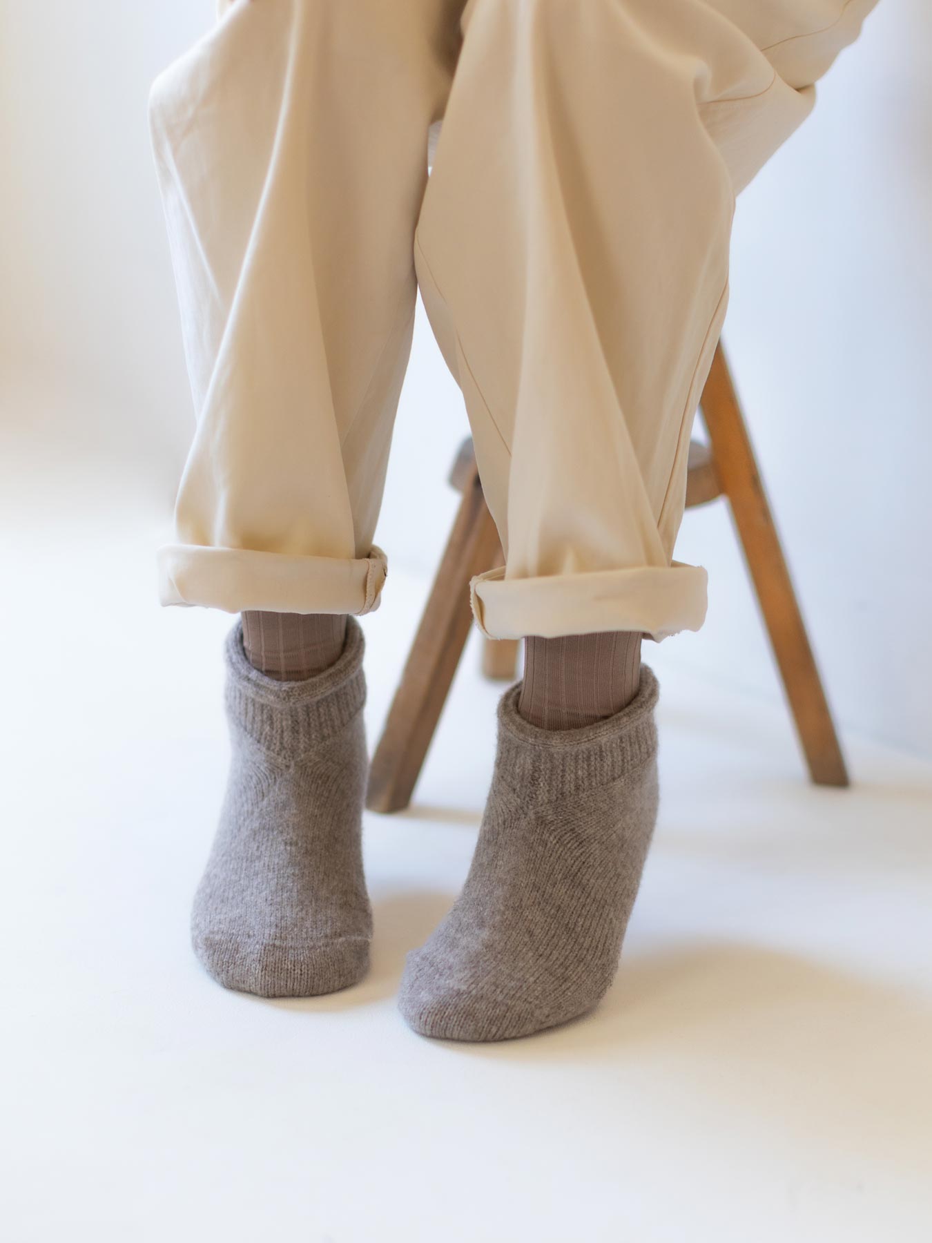 ライトブラウン