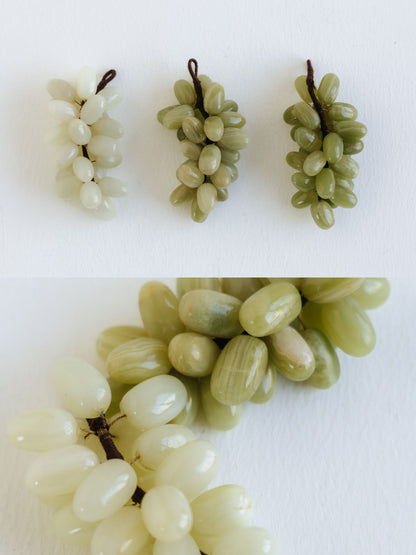 Greenの個体差の例。<br>天然石のため、個体差がございます。お選び頂けませんのでご了承ください。
