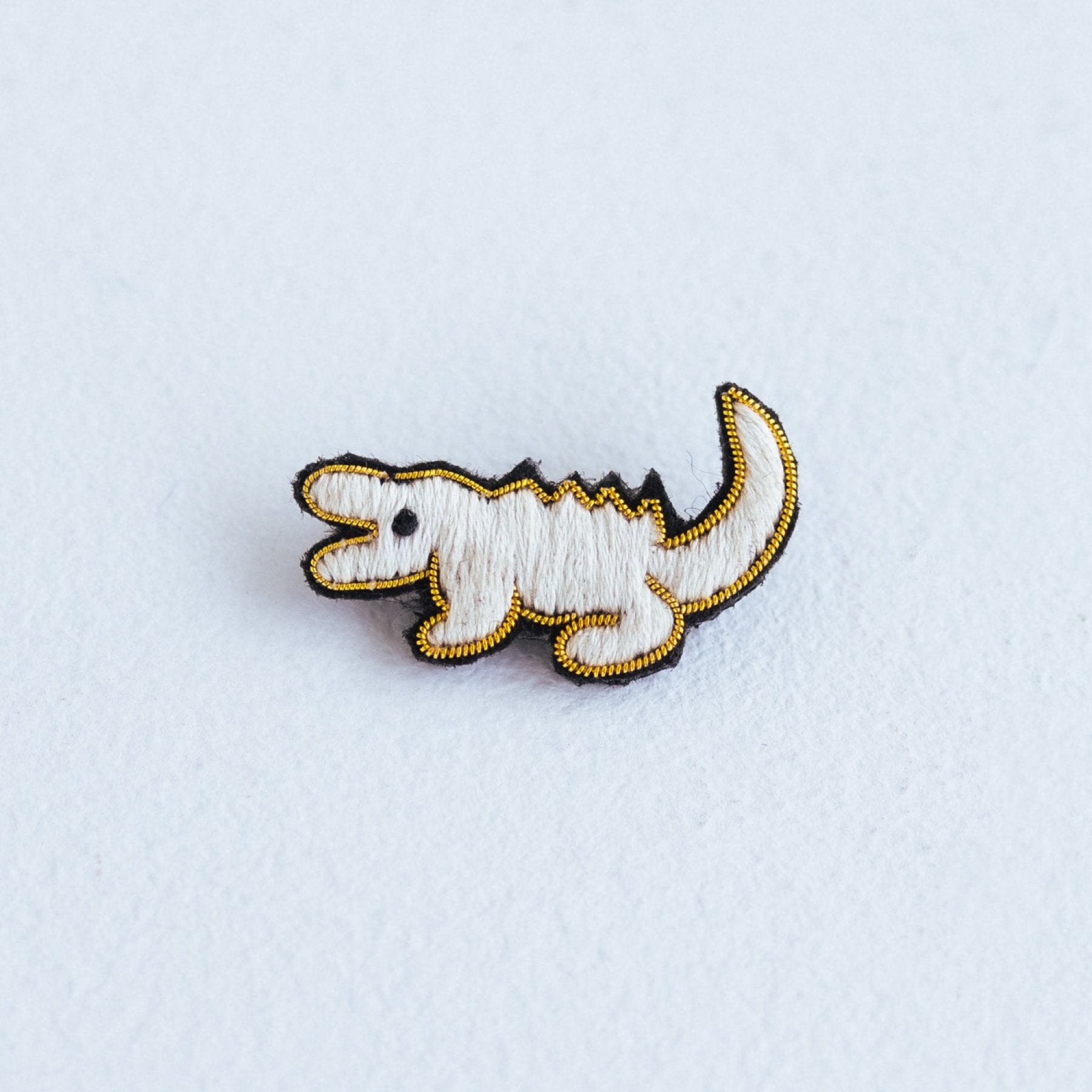 刺繍ブローチ｜ファッション雑貨・その他｜オルネ ド フォイユ公式