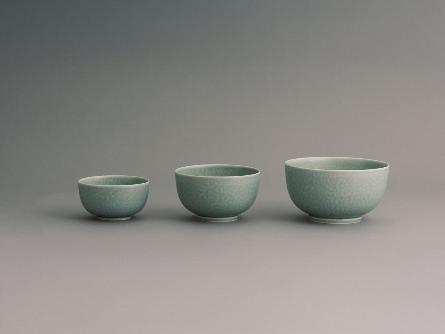 左からgohan chawan、Kodonburi、Redonburi