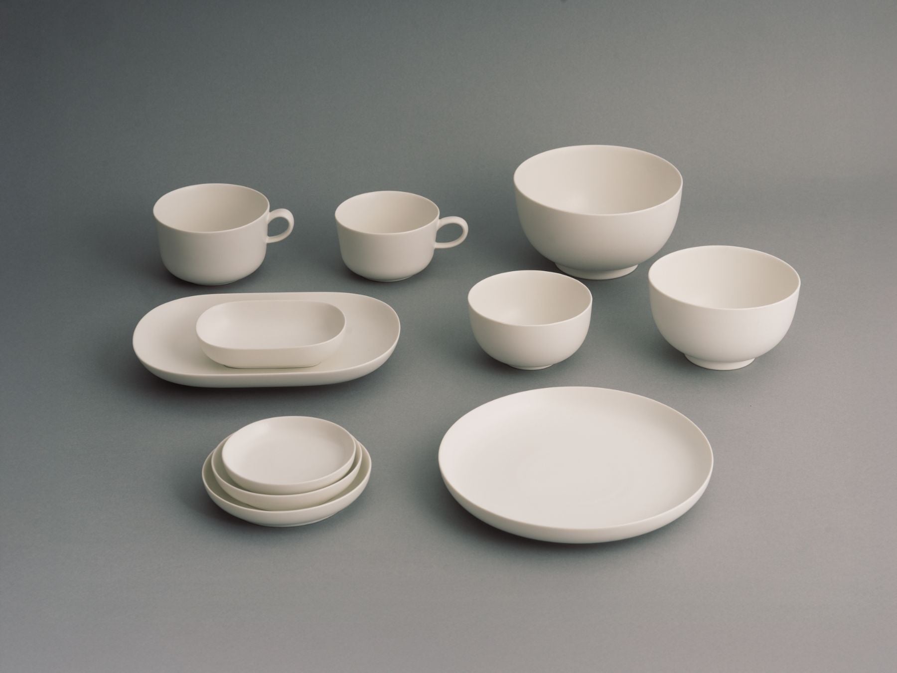 yumiko iihoshi porcelain／ReIRABO oval plate｜皿・器｜オルネ ド