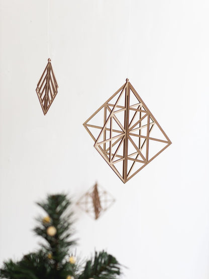 Kito 木製オーナメント