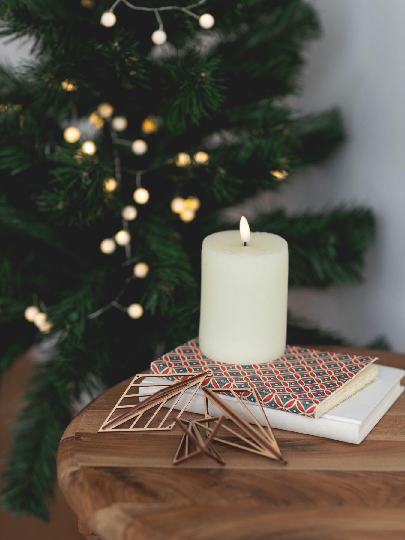 Kito 木製オーナメント