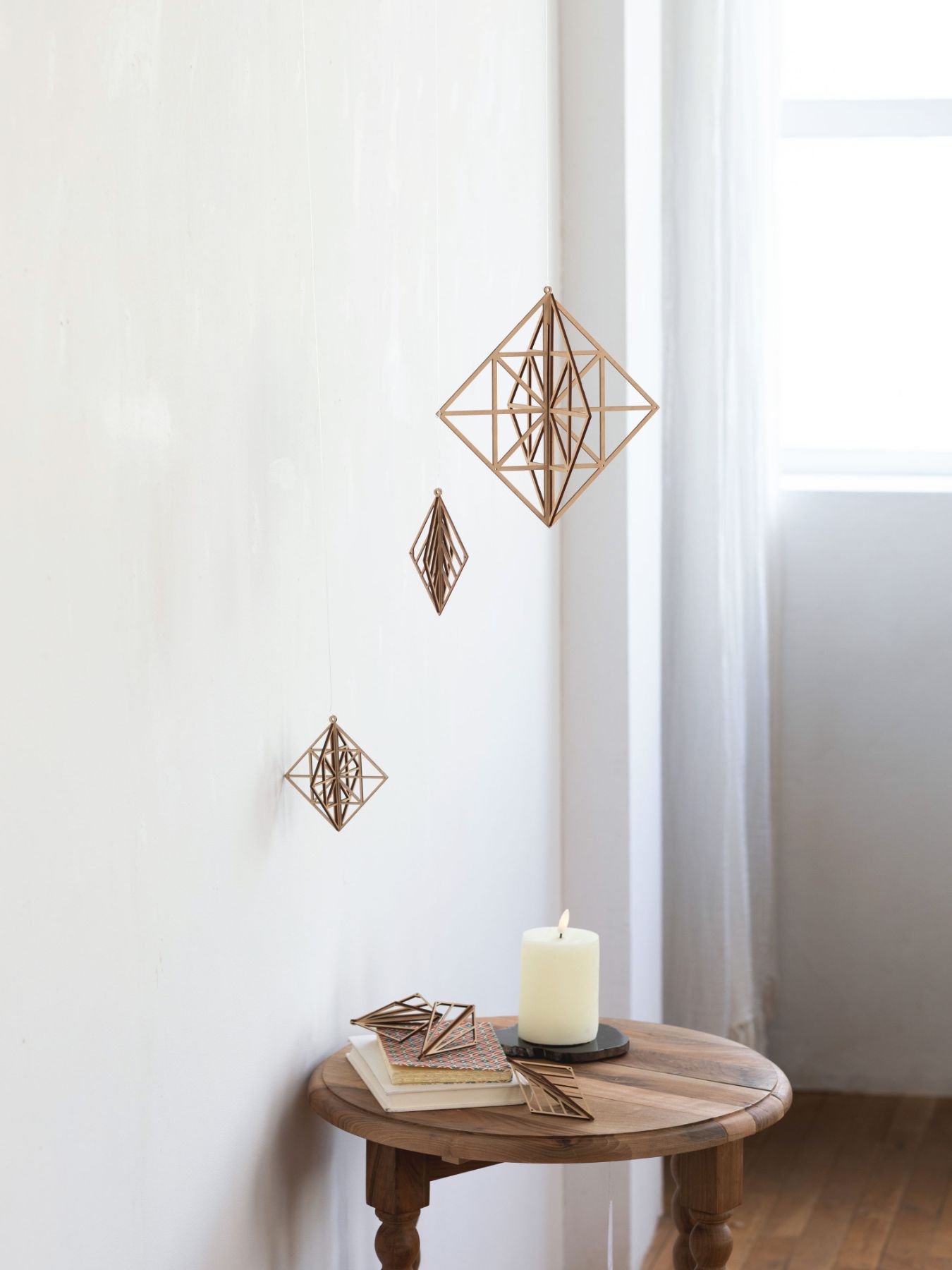 Kito 木製オーナメント