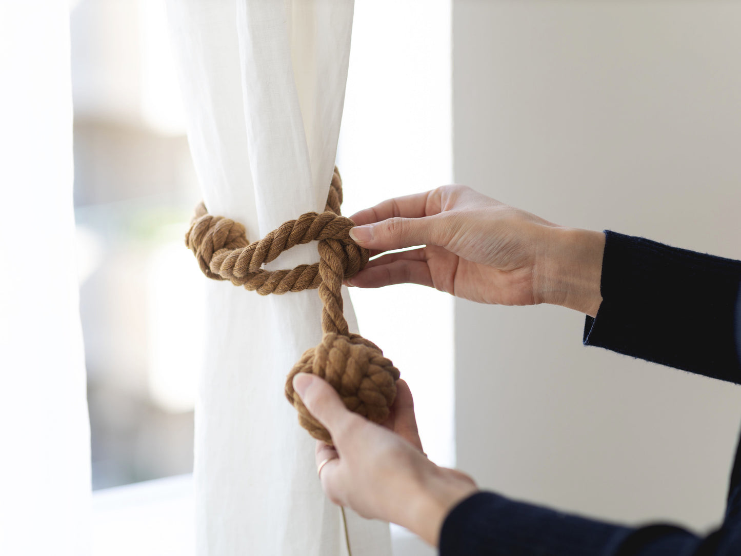 カーテンロープ