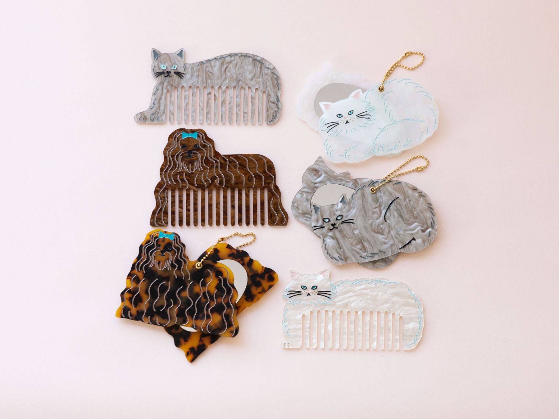 極美品！！即ソールドアウト品フェイラーリスチャーム FEILER - FEILER フェイラー シマシマリス リス型チャームの通販 by