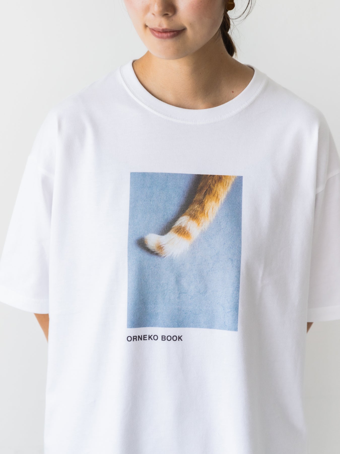 ORNEKO BOOK Tシャツ