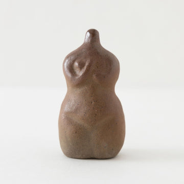 imi0083-a　女性像／A<br>size：幅7cm×奥行5cm×高さ12.5cm 