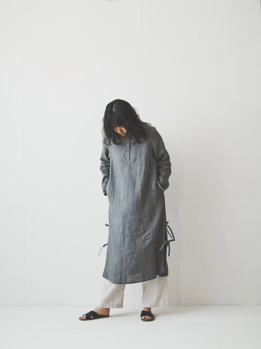 モデル身長：158cm<br>実際の色味は、こちらの画像が近いです。