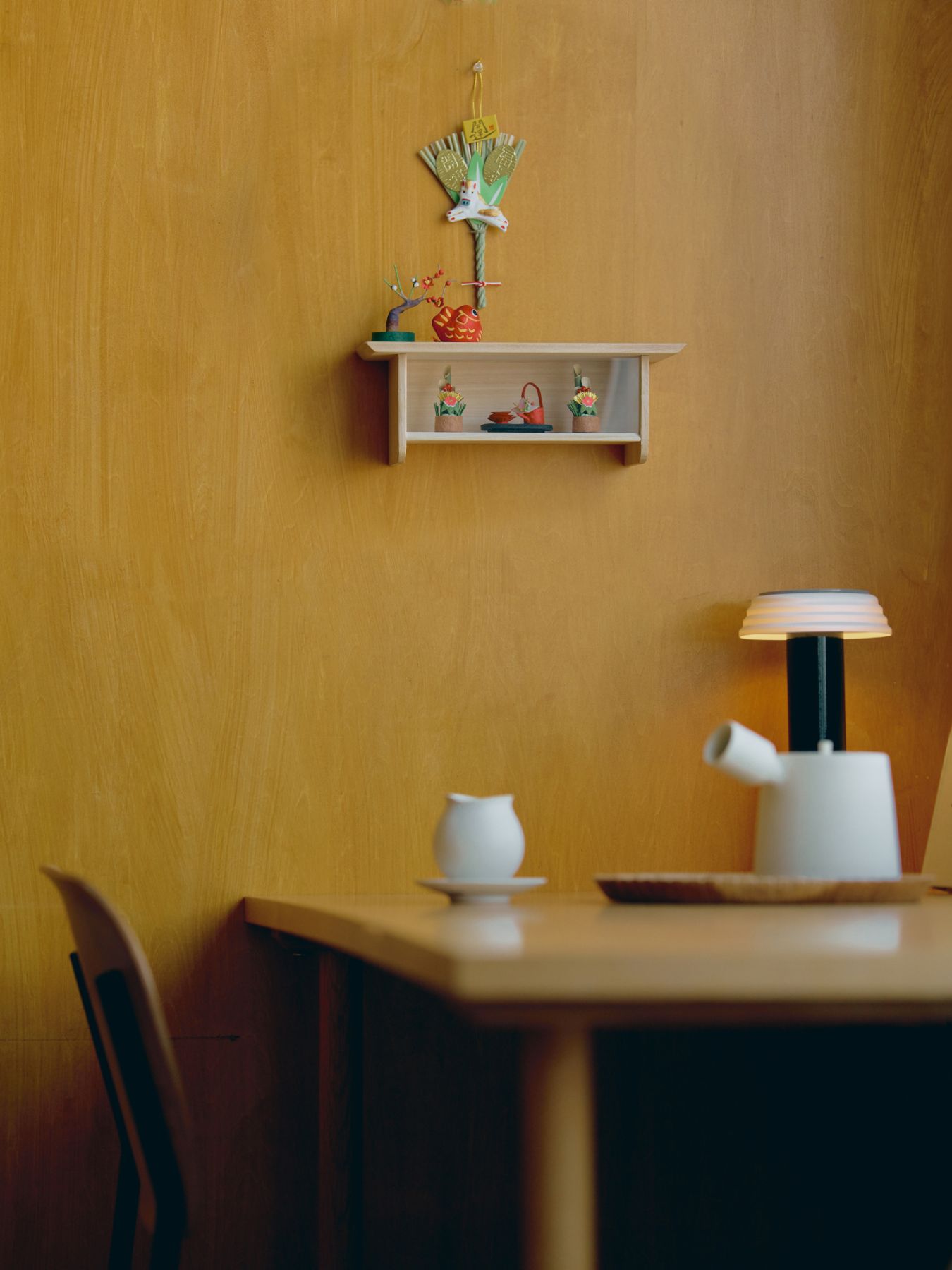 オリジナル・桐のディスプレイ棚（神棚）