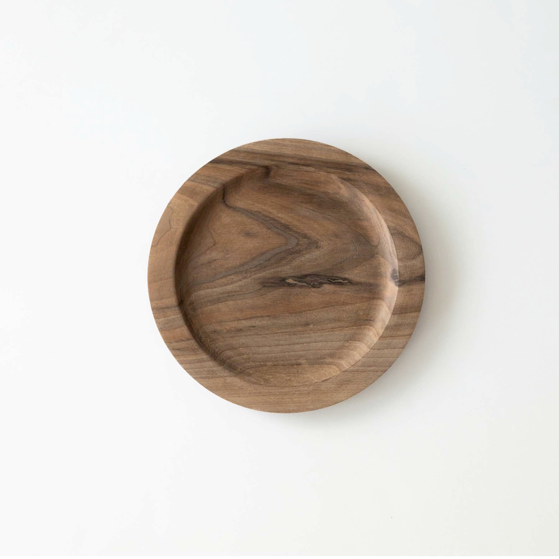 オリジナル・クルミの木のウッドプレート – Orné de Feuilles 