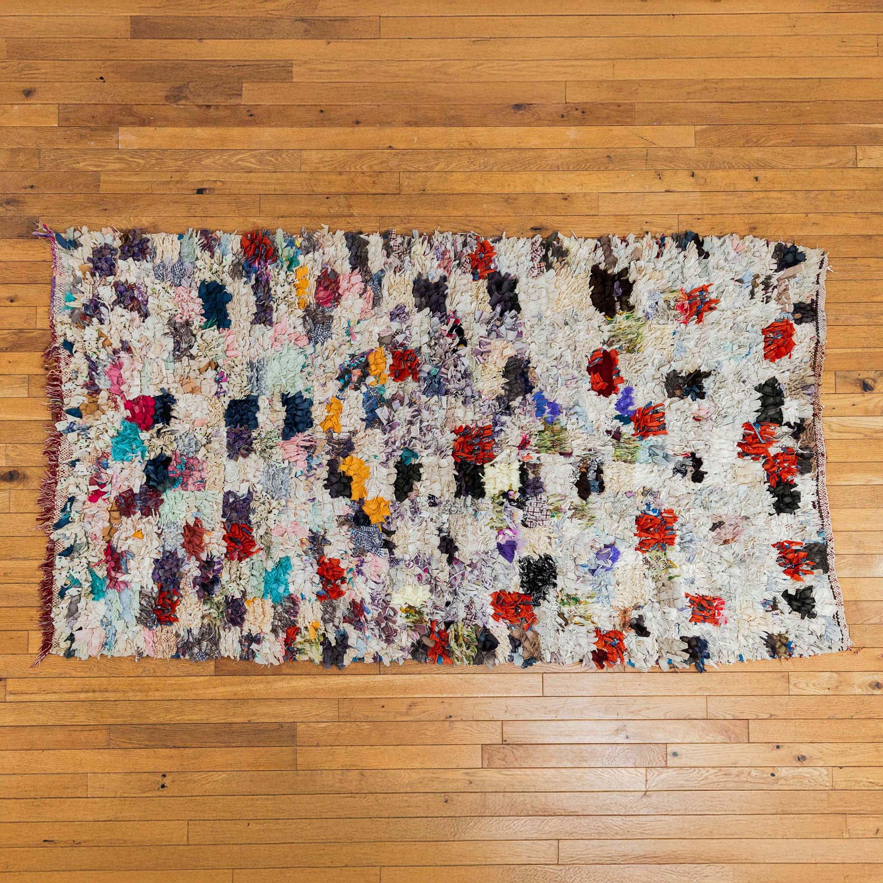 モロッコヴィンテージラグ・ボシャルウィット／G｜オルネ ド フォイユ