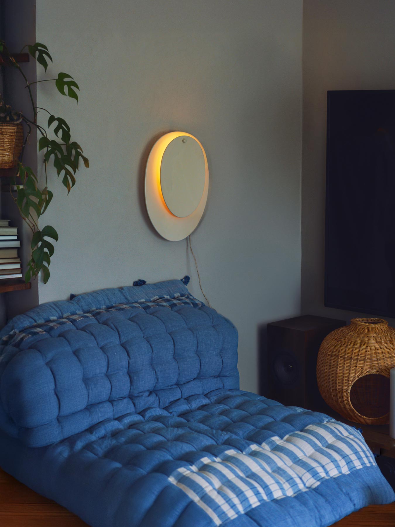 SERAX ウォールランプ NEBULA｜スタンドランプ・ウォールランプ