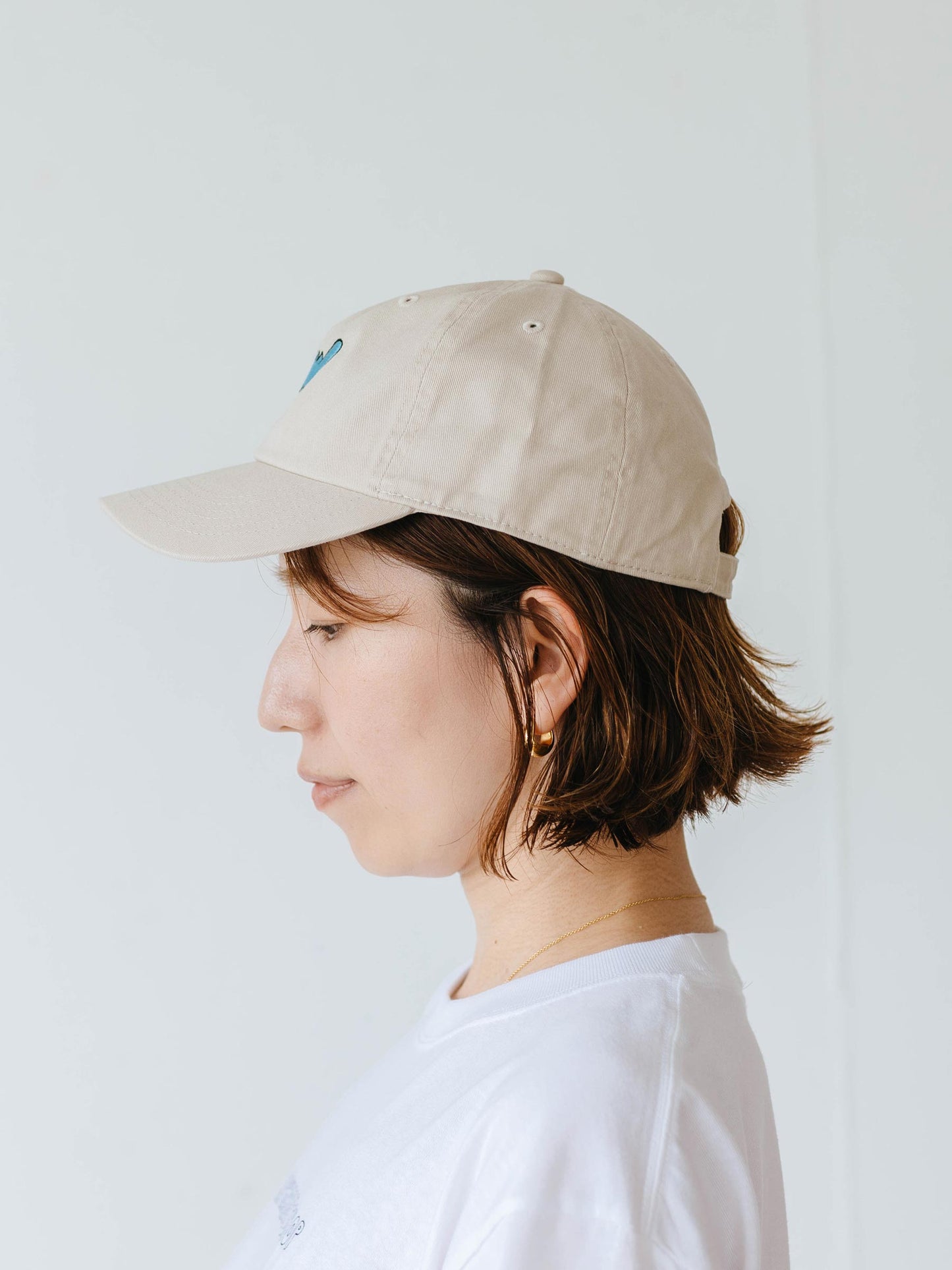 山本麻央 × Orné de Feuilles キャップ／ネコ