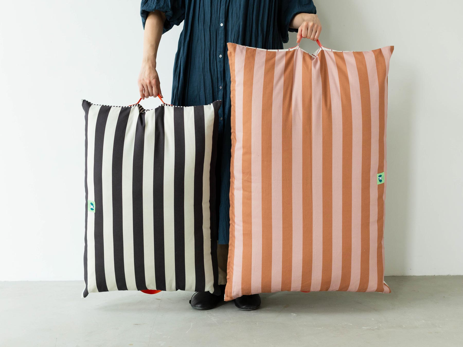 フォイヌ・クッションベッド／ストライプ｜フォイヌ（ベッド