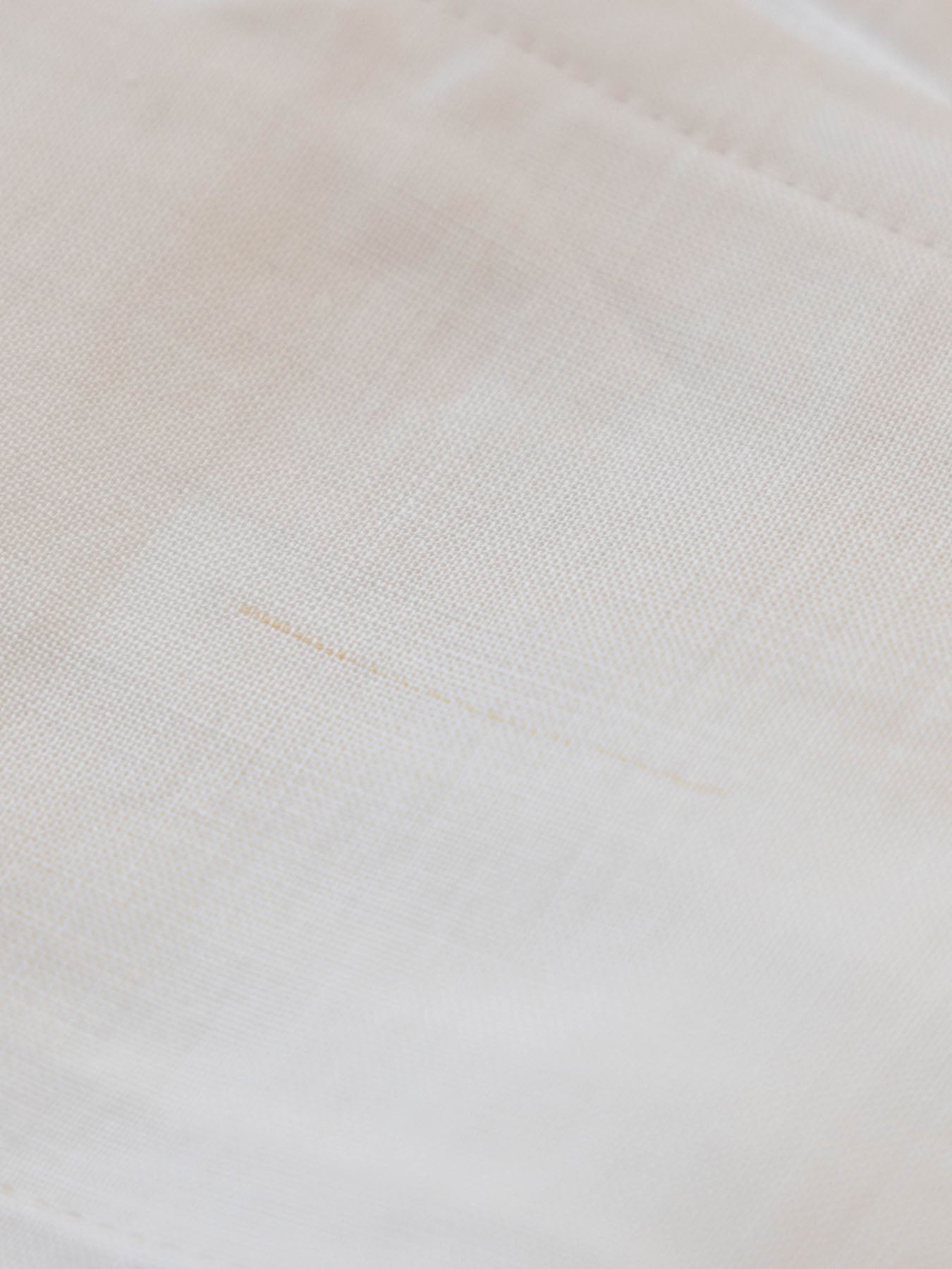 別の色の糸の混入