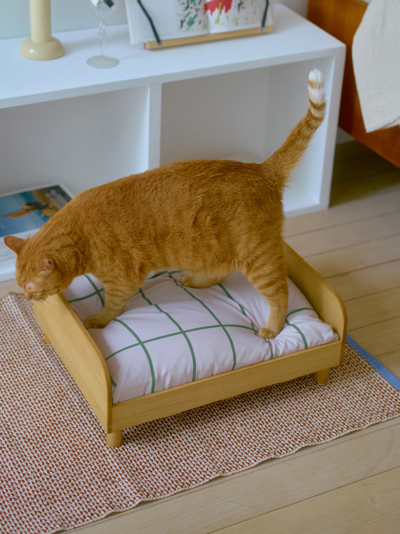 オルネコ 桐のベッド用クッション／ノルディックチェック柄｜オルネコ