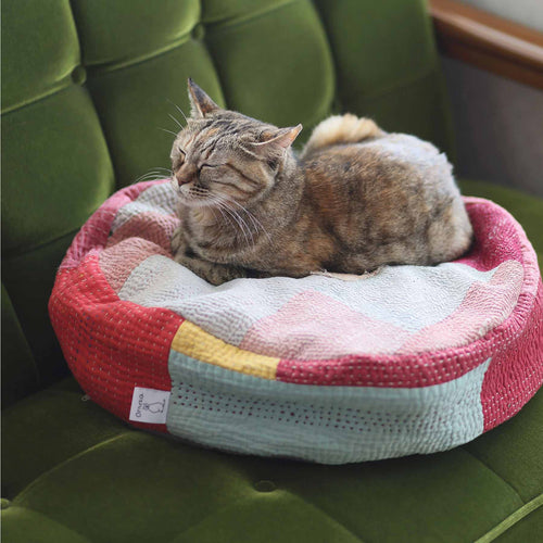 【7/10販売】オルネコ・カンタパッチワーク 猫のプフ（一覧）