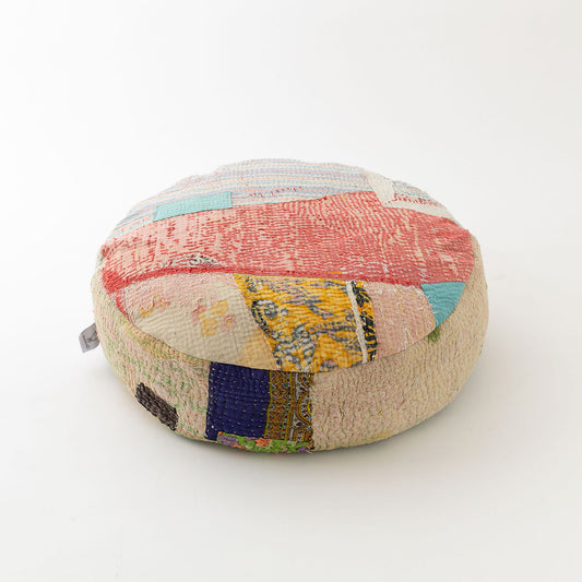 オルネコ・カンタパッチワーク 猫のプフ／B