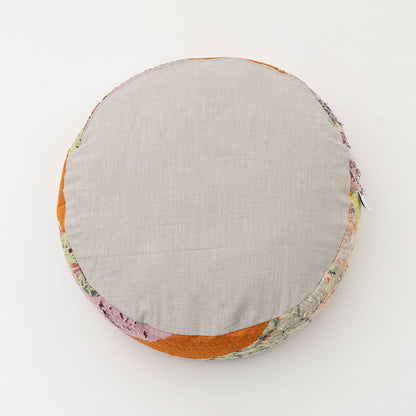 オルネコ・カンタパッチワーク 猫のプフ／E